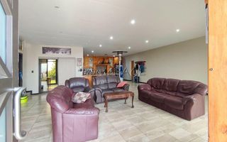 5 Bedroom House For Sale in Dolphin Beach