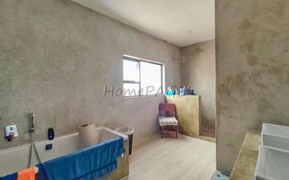 5 Bedroom House For Sale in Dolphin Beach