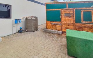 5 Bedroom House For Sale in Dolphin Beach