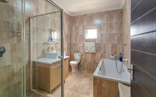 5 Bedroom House For Sale in Dolphin Beach