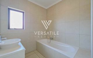 4 Bedroom House For Sale in Long Beach