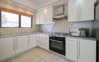 4 Bedroom House For Sale in Long Beach