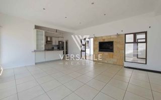 4 Bedroom House For Sale in Long Beach