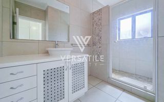 4 Bedroom House For Sale in Long Beach