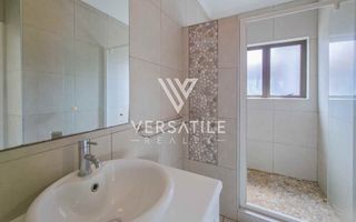 4 Bedroom House For Sale in Long Beach