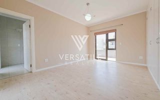 4 Bedroom House For Sale in Long Beach