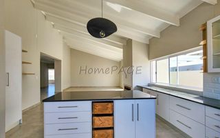 3 Bedroom House For Sale in Henties Bay Central, Henties Bay