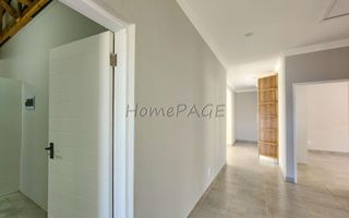 3 Bedroom House For Sale in Henties Bay Central, Henties Bay