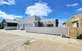 3 Bedroom House For Sale in Henties Bay Central, Henties Bay