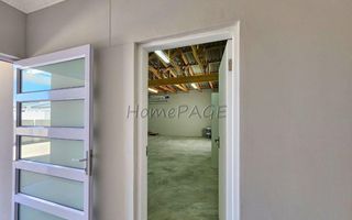 3 Bedroom House For Sale in Henties Bay Central, Henties Bay