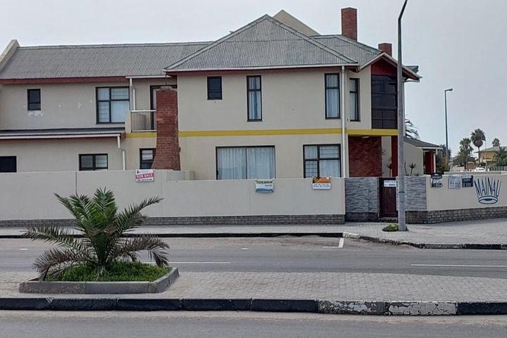 4 Bedroom House For Sale in Swakopmund Central, Swakopmund
