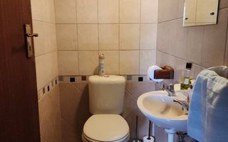 2 Bedroom House For Sale in Henties Bay Central, Henties Bay