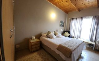 2 Bedroom House For Sale in Henties Bay Central, Henties Bay