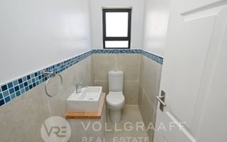 3 Bedroom House For Sale in Mile 4 Extension 1, Swakopmund