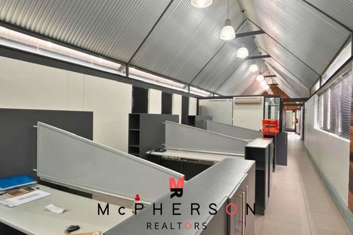 Office / Retail / Mixed Use To Rent in Windhoek Central, Windhoek