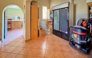 4 Bedroom House For Sale in Otjiwarongo