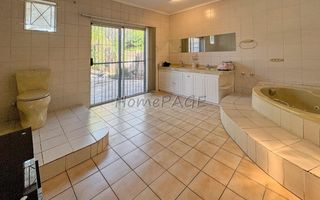 4 Bedroom House For Sale in Otjiwarongo