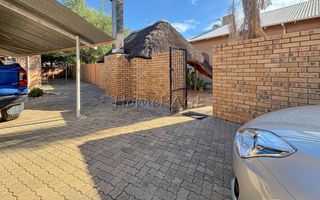 4 Bedroom House For Sale in Otjiwarongo