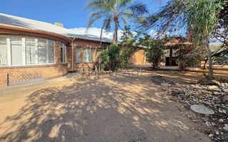 4 Bedroom House For Sale in Otjiwarongo
