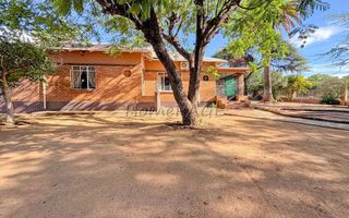 4 Bedroom House For Sale in Otjiwarongo