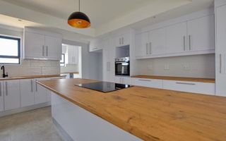 3 Bedroom House For Sale in Mile 4 Extension 1, Swakopmund