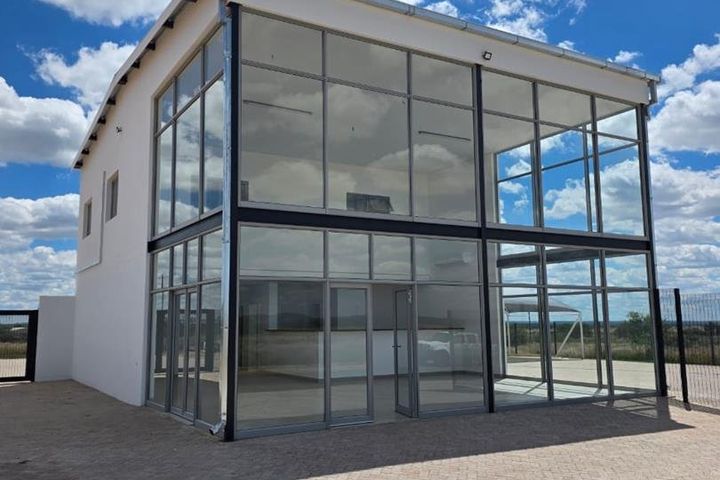 Office / Retail / Mixed Use To Rent in Windhoek East, Windhoek