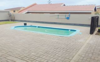 6 Bedroom House For Sale in Walvis Bay Central