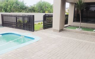 6 Bedroom House For Sale in Walvis Bay Central