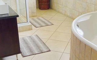 6 Bedroom House For Sale in Walvis Bay Central