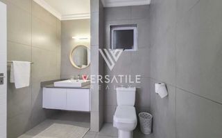 2 Bedroom House To Rent in Dolphin Beach