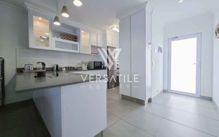 2 Bedroom House To Rent in Dolphin Beach