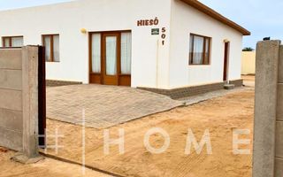 3 Bedroom House For Sale in Henties Bay Central, Henties Bay