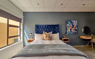 4 Bedroom House For Sale in Long Beach