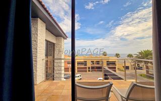 4 Bedroom House For Sale in Long Beach