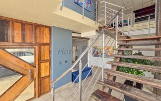 4 Bedroom House For Sale in Long Beach