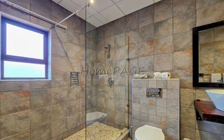 4 Bedroom House For Sale in Long Beach