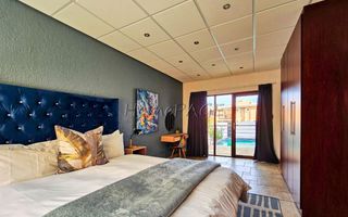 4 Bedroom House For Sale in Long Beach