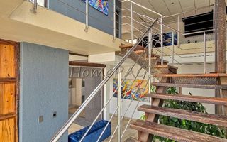 4 Bedroom House For Sale in Long Beach