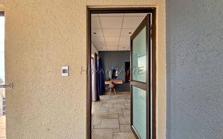 4 Bedroom House For Sale in Long Beach