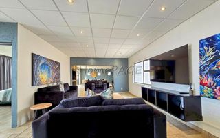 4 Bedroom House For Sale in Long Beach