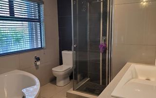 4 Bedroom House For Sale in Windhoek South, Windhoek