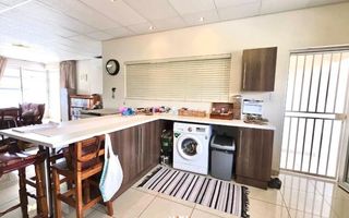 2 Bedroom Apartment For Sale in Eros, Windhoek