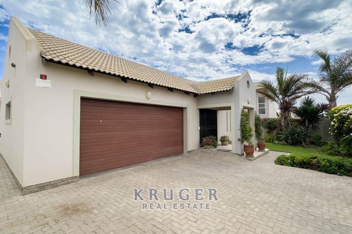 3 Bedroom House For Sale in Swakopmund Ext 15, Swakopmund