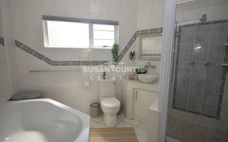 4 Bedroom House For Sale in Hage Heights, Swakopmund