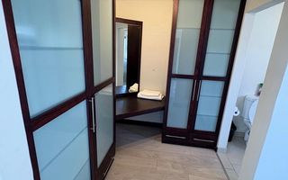 3 Bedroom House For Sale in Long Beach