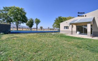 4 Bedroom Small Holding / Plot For Sale in Otavi