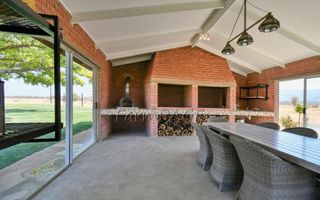 4 Bedroom Small Holding / Plot For Sale in Otavi