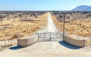 4 Bedroom Small Holding / Plot For Sale in Otavi