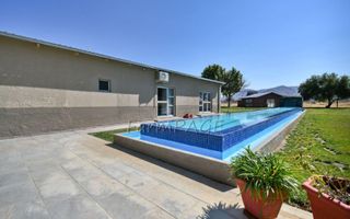 4 Bedroom Small Holding / Plot For Sale in Otavi