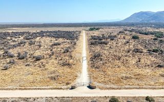 4 Bedroom Small Holding / Plot For Sale in Otavi